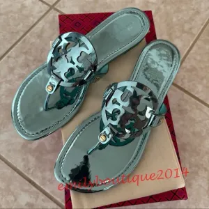 NIB Tory Burch Miller Size 7.5 Teal Mirrored Metallic PU Sandals Retail $198