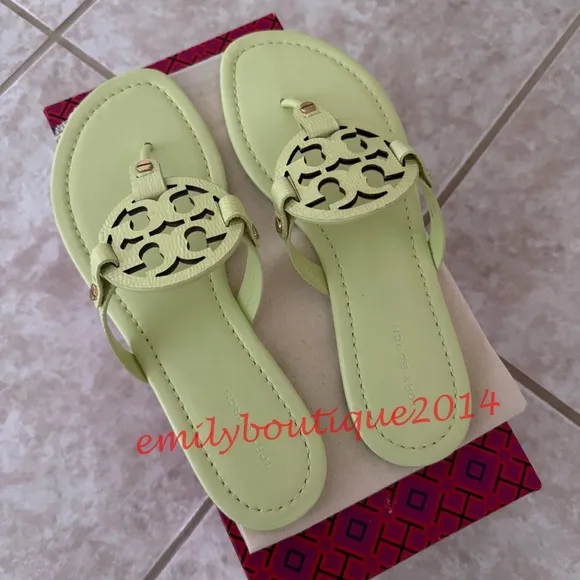 NIB Tory Burch Miller Size 8.5 Lime Leaf Embossed Leather Sandals Retail $198