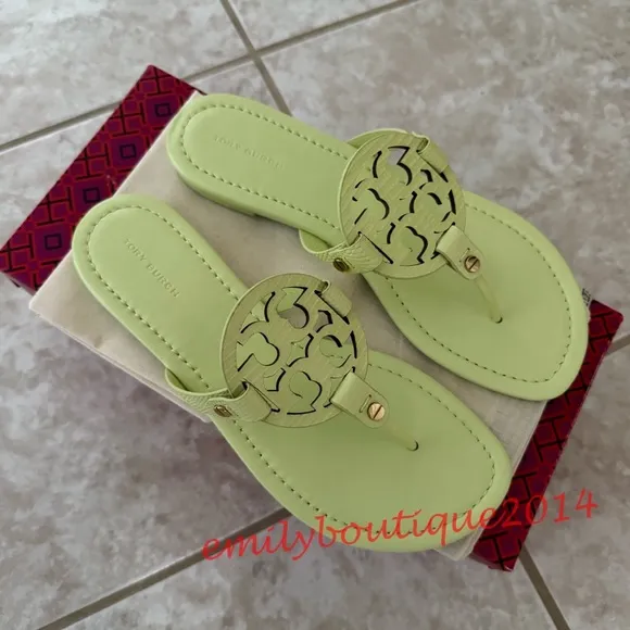 NIB Tory Burch Miller Size 8.5 Lime Leaf Embossed Leather Sandals Retail $198