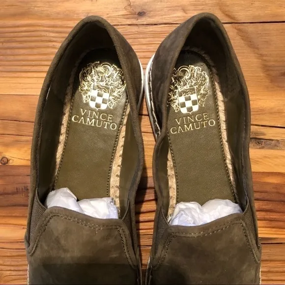 NIB Vince Camuto Suede Slip-On Sneaker Olive Khaki