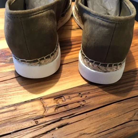 NIB Vince Camuto Suede Slip-On Sneaker Olive Khaki