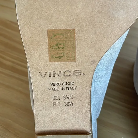 NIB Vince Darla Suede Wedge Slides