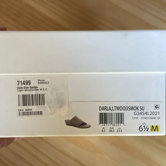 NIB Vince Darla Suede Wedge Slides