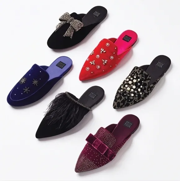 NIB WHBM JEWELED LEATHER BUCKLE SLIDES Size 7