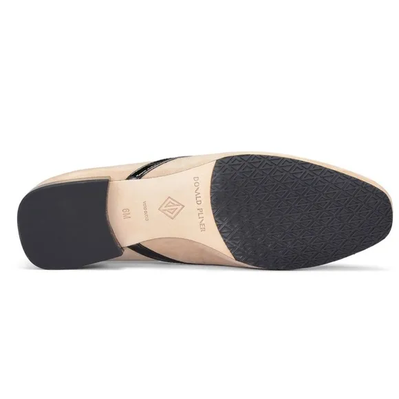 NIB Womens Donald Pliner cream white and black suede slip on loafer flats