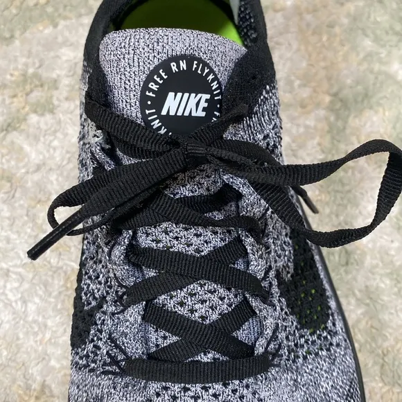 Nike Free Run Flyknit Men’s 2018 Road Running Shoe
