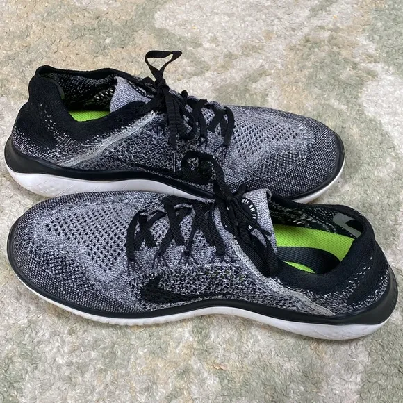 Nike Free Run Flyknit Men’s 2018 Road Running Shoe