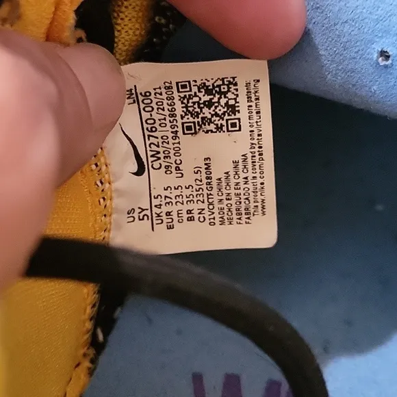 Nike KidsLeBron 18 &quot;Minneapolis Lakers&quot; sneakers