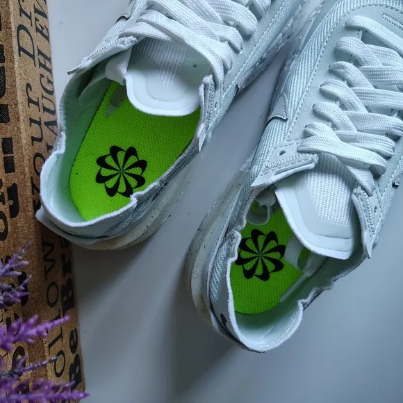 Nike Waffle One Crater Sneakers Size US 7 | New Without Box | Lime