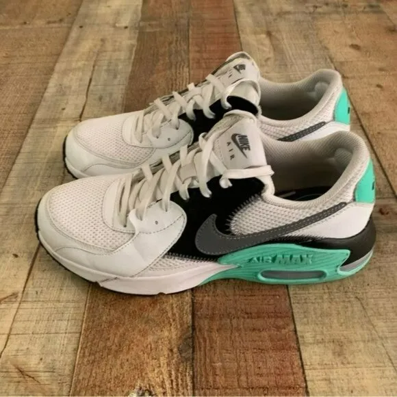 Nike women's size 9.5 Air Max Excee White Green Glow