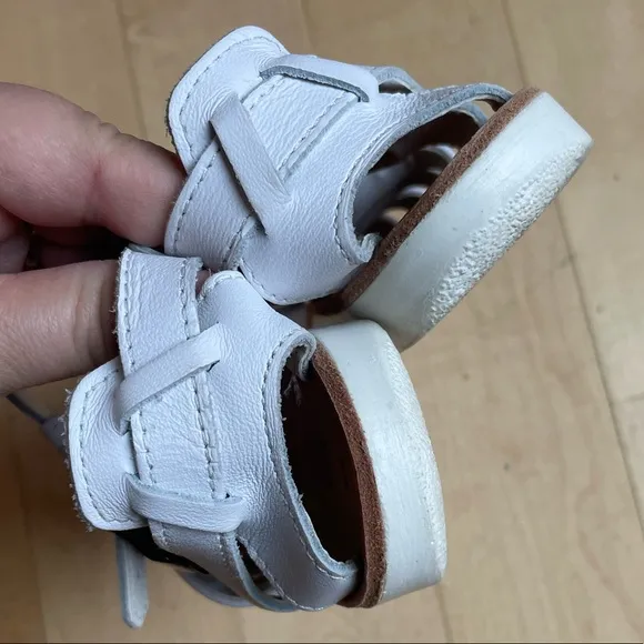 NIMI Leather Closed Toe Anatomic Sandals white 12