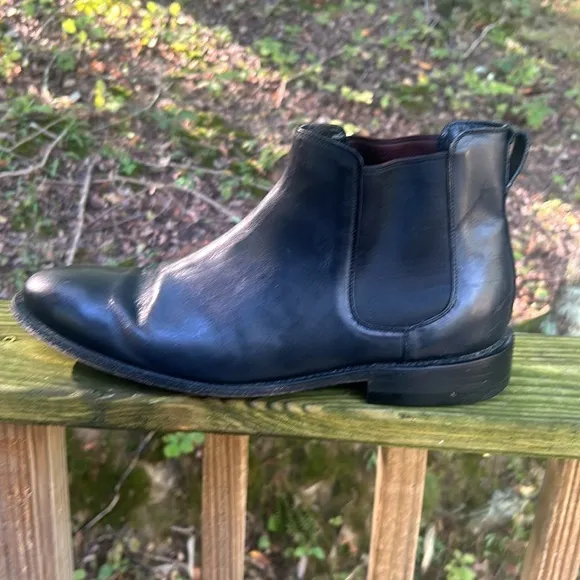 Nisolo men’s black Chelsea boots size 12