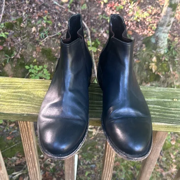 Nisolo men’s black Chelsea boots size 12