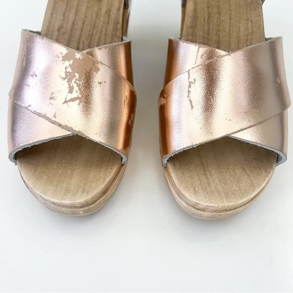 No. 6 Store Coco Cross Front Rose Gold Sandals Clogs