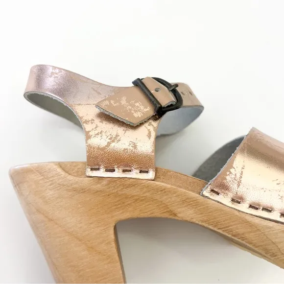 No. 6 Store Coco Cross Front Rose Gold Sandals Clogs