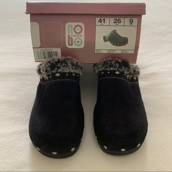No Boundaries Cute Fuzzy Clogs! Black w/ Gray fur! 9