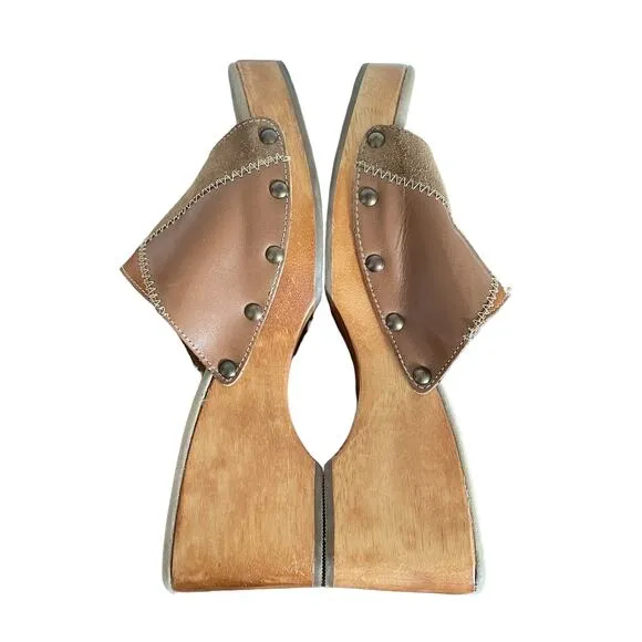 No Boundaries Women's Brown Sandals