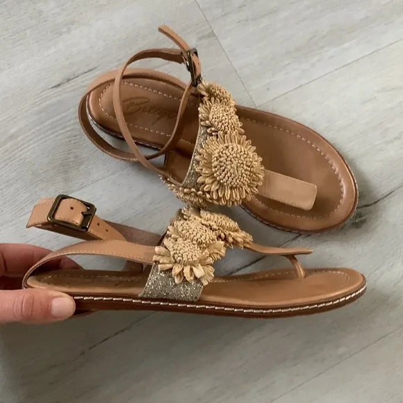 Nude Bohemian Goddess Sunflower Leather Sandals size 8 M Bettye shimmer