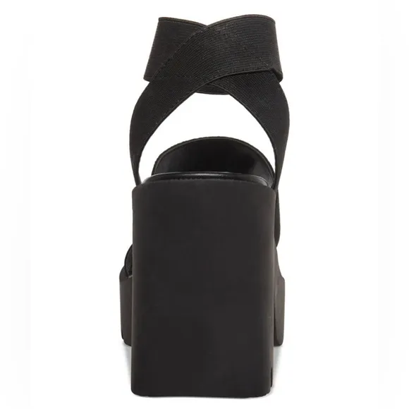 NW Madden Girl Women’s Temple Lug Sole City Sandals