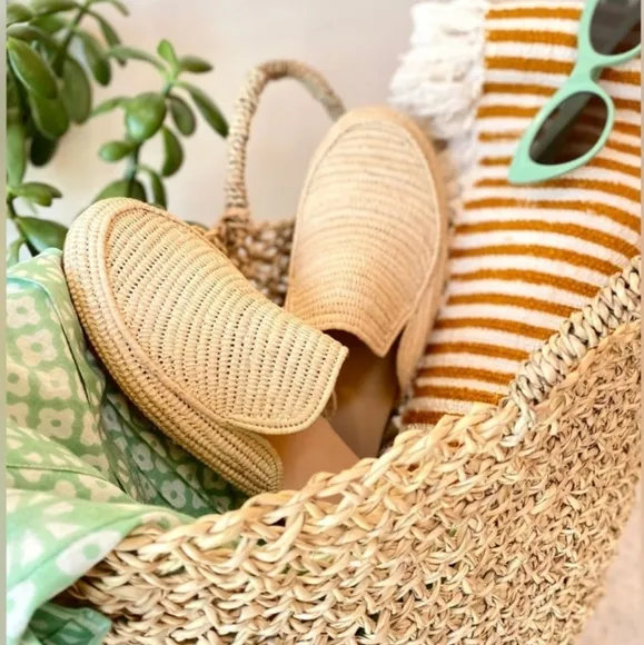 NWOB EMERSON FRY Natural Moroccan Woven Raffia Slides Mules Shoes Size 9