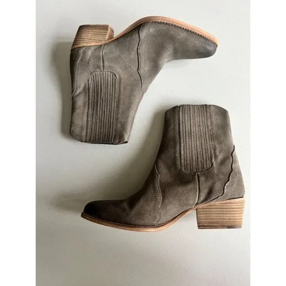 NWOB FREE PEOPLE New Frontier taupe Chelsea boots size 39