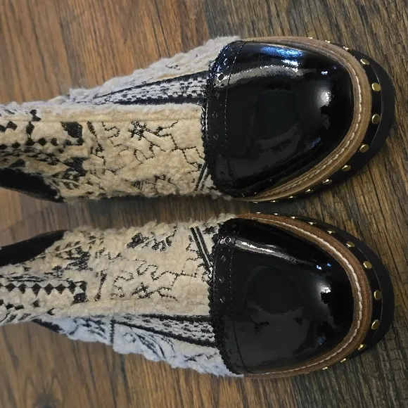 NWOB / Free People / Textile Chelsea Atlas Boots / Size 41 / $198