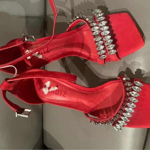 NWOB Schutz Linsey Red Sandals size 7