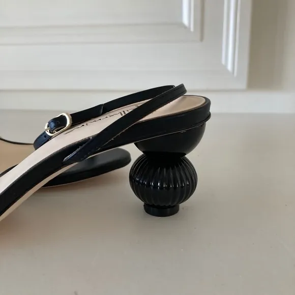 NWOT Anthropologie Guilhermina Sculptural Black Leather Heeled Sandals S…