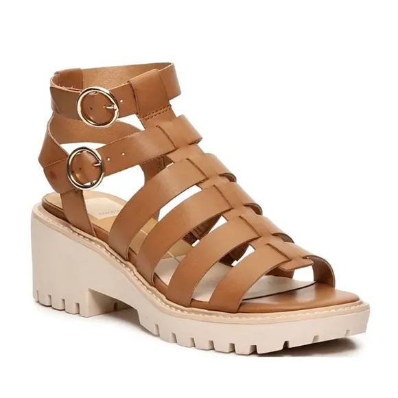 NWOT Dolce Vita Lillia Lug Sole Caged Platform Sandals in Cognac Size 9M