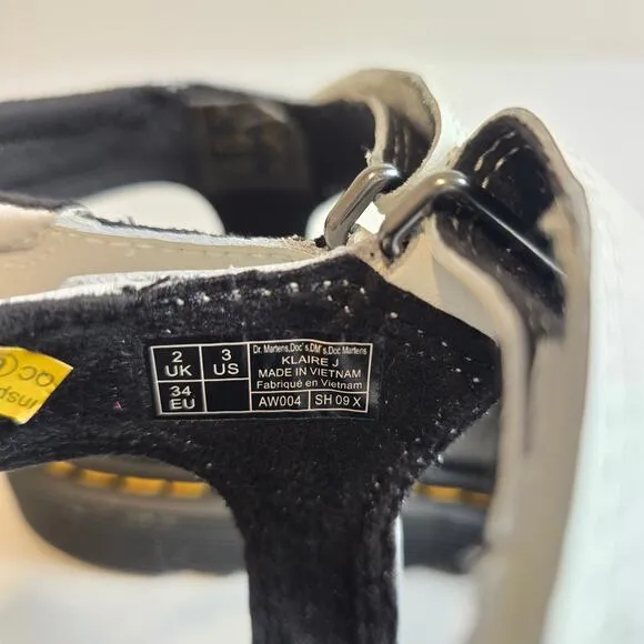 NWOT Dr. Martens Junior Klaire White Leather Strap Sandals Size 3 US Air Wair