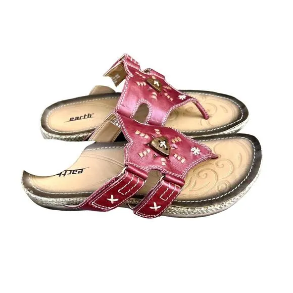 NWOT Earth leather regal red sandals size 9