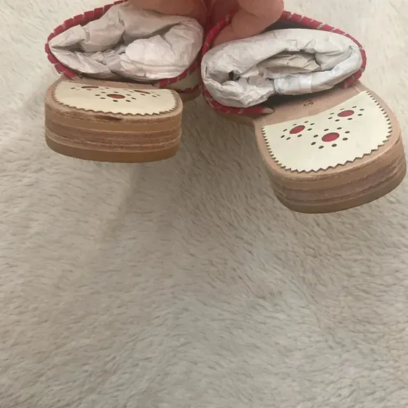 NWOT JACK ROGERS® LOBSTER EMBROIDERED SANDALS