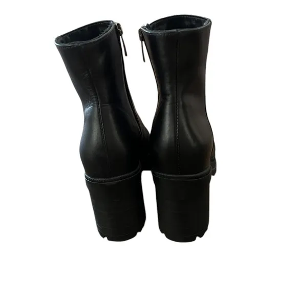 NWOT La Canadienne Percle Almond Toe Black Chelsea Boots – 9.5 M