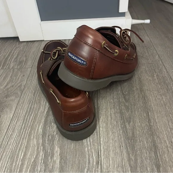 NWOT Rockport Men’s Brown Leather Loafers Size 12W New Without Teg