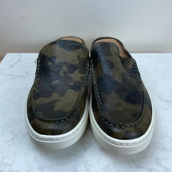NWOT SOFFT Somers Moc Camo Slip On Sneaker Mules Leather