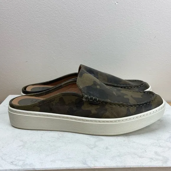 NWOT SOFFT Somers Moc Camo Slip On Sneaker Mules Leather