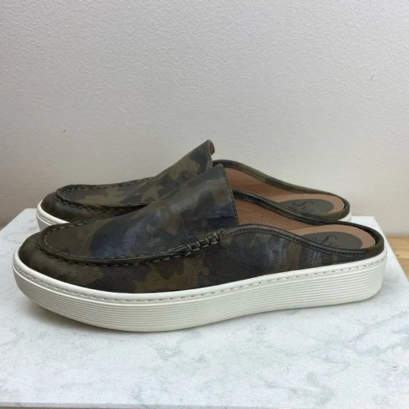 NWOT SOFFT Somers Moc Camo Slip On Sneaker Mules Leather