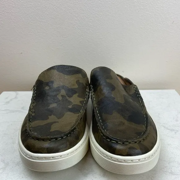 NWOT SOFFT Somers Moc Camo Slip On Sneaker Mules Leather
