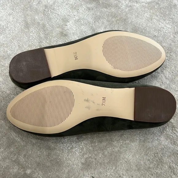 NWOT Talbots RYAN EMBROIDERED SUEDE LOAFERS/FLATS in olive size 7.5