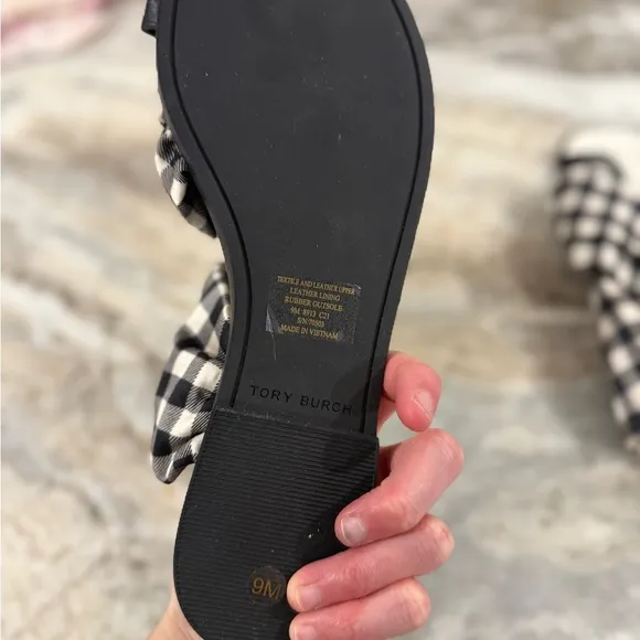 NWOT Tory Burch Scarf Sandals leather white and black