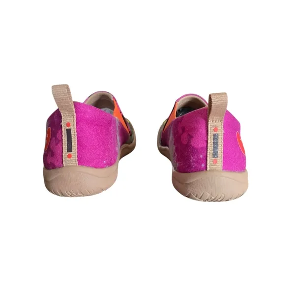 NWOT UIN Fearless Toledo Slip On Loafers, Size 7