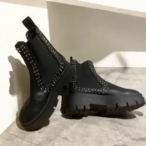 NWOT Zara platform studded Chelsea boots black silver grunge punk