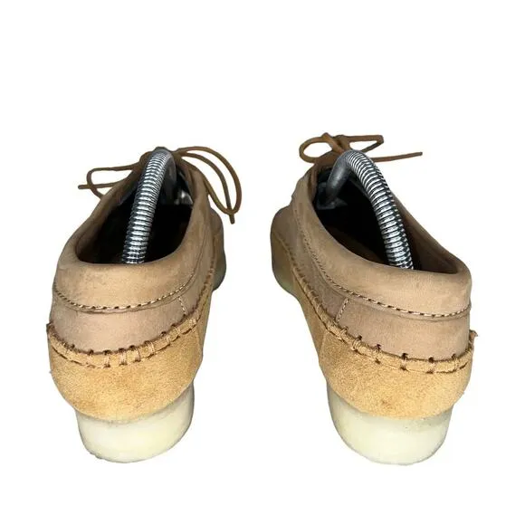NWT Clarks Chukka Boots Originals Weaver Tie Tan Suede Leather Very Comfy 8.5
