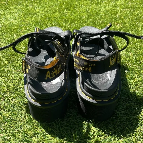 NWT DR MARTENS Kimber Platform Sandals