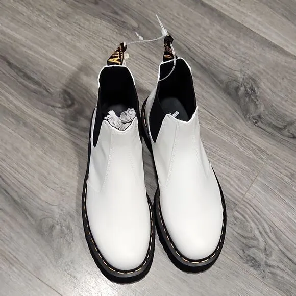 NWT Dr Martens 2976 White Smooth Leather Quad Boots