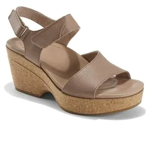 NWT Earth Khaya Kella Leather Platform Sandals Sapphire Taupe 8
