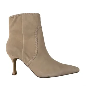 NWT Express Genuine Suede Braid Trim Side Zip Ankle Boots Light Tan w/Dust Bag 8
