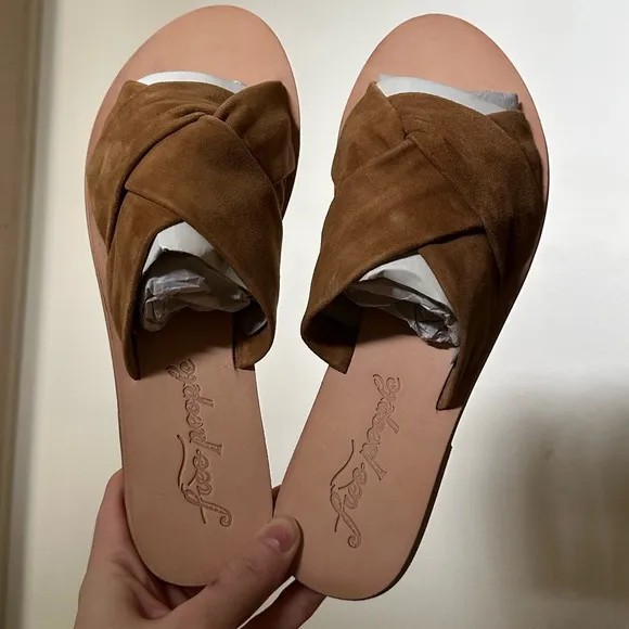 NWT Free People Rio Vista Suede Flats Slide Sandals