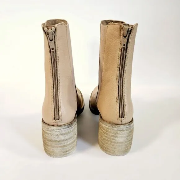 NWT Free People Essential Leather Stacked Heel Chelsea Boot Bootie Sandy Beige 9