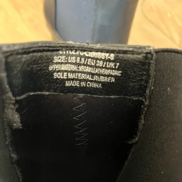 NWT FRENCH CONNECTION CHRISSY CHELSEA BOOTS 8.5